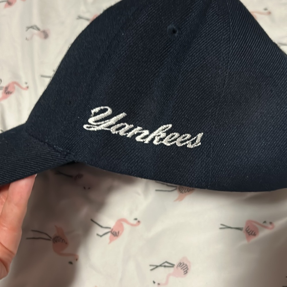 Yankees Adjustable Cap Autographed Jim Leyritz #13 - Picture 3 of 6